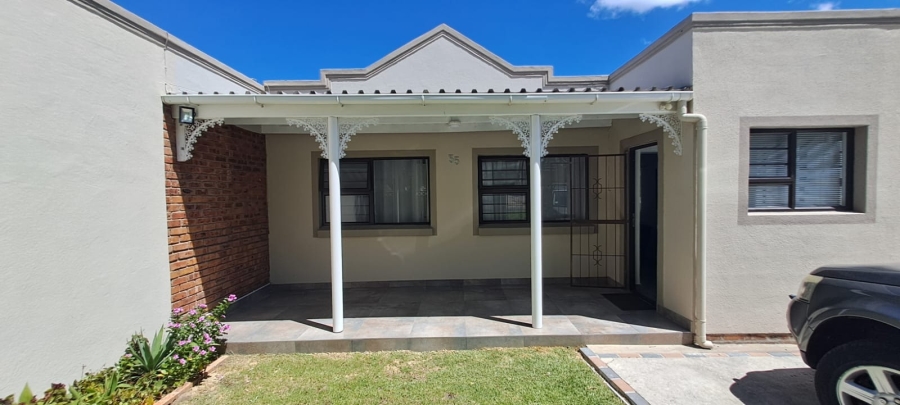 4 Bedroom Property for Sale in Kleinmond Western Cape